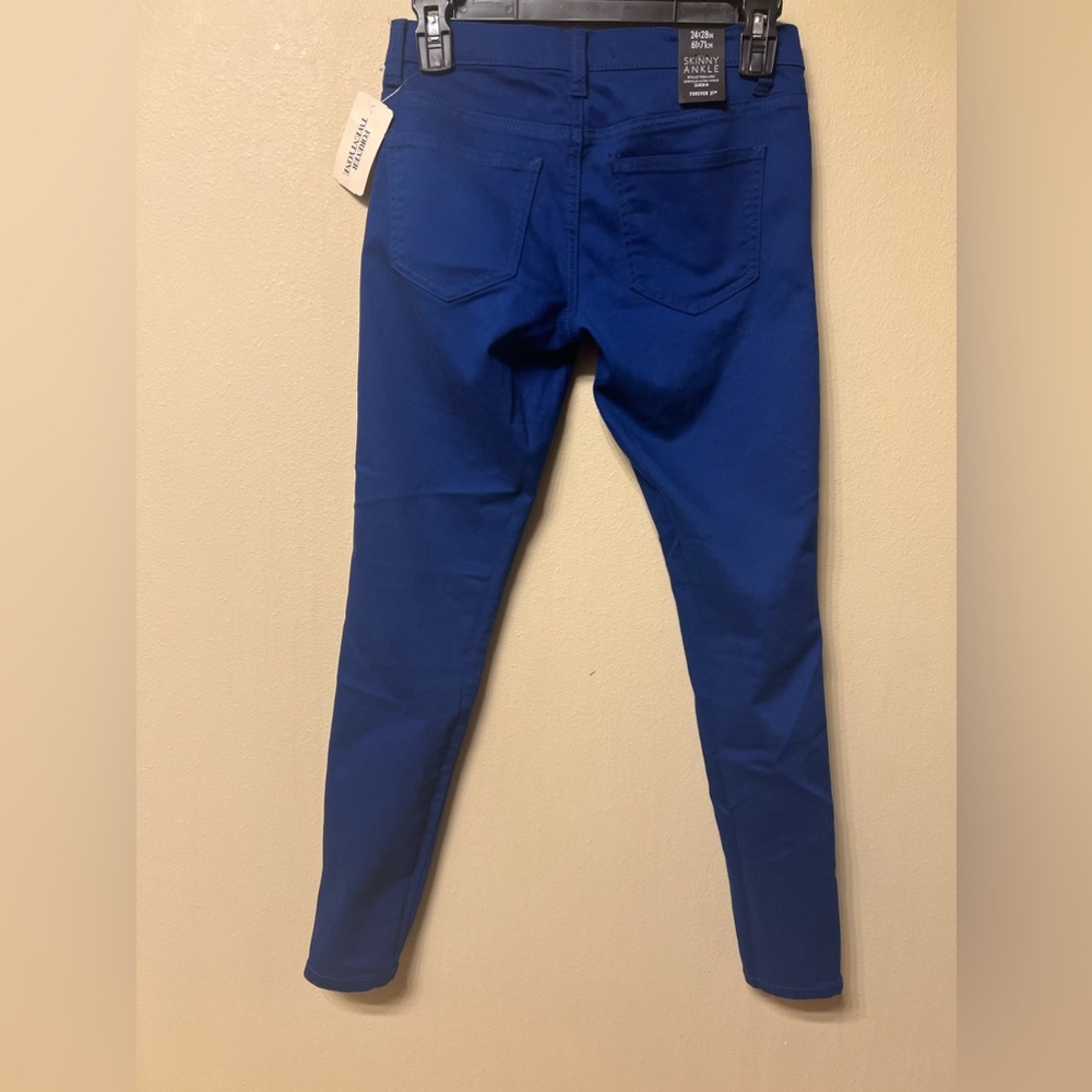 Forever 21 Skinny Pant Blue Size 24 NWT